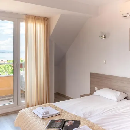 Hotel Boutique Wellness Ambrosia Cernomoreț